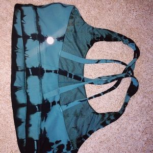 Lulu lemon sports bra